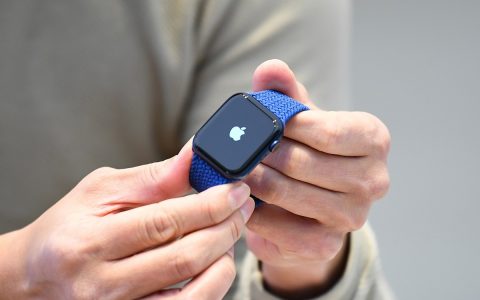 外媒曝Apple Watch Series 8 將搭載可偵測發(fā)燒的感溫功能