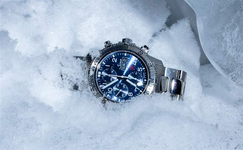 觀看評論：Sinn 206 Arktis II，一個溫暖你心的寒冷天氣潛水員