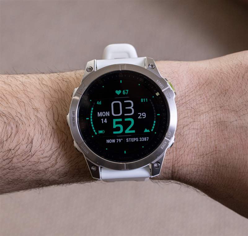 觀看評(píng)論：Garmin Epix Generation 2 'Premium Active Smartwatch'