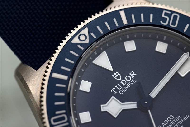 Pelagos FXD 倒計時表圈特寫。