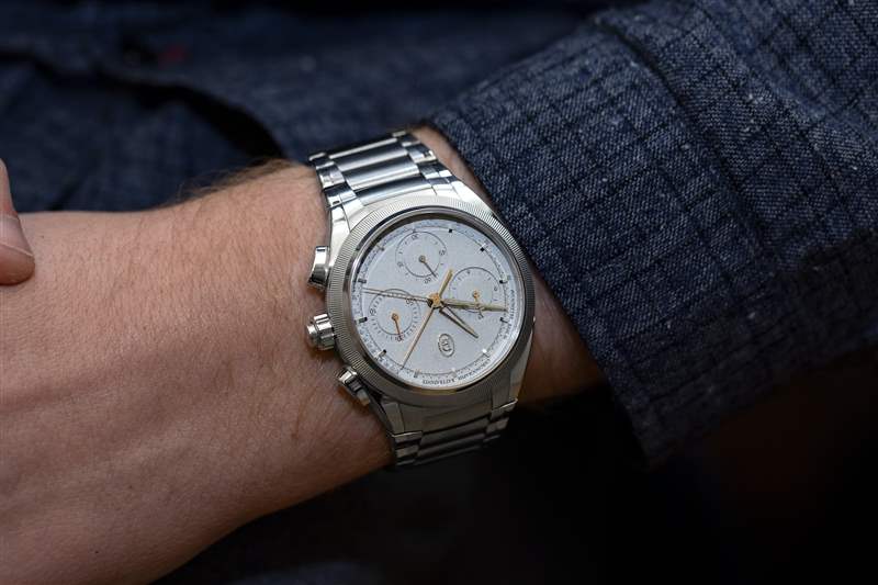 帕瑪強尼(Parmigiani)的Tonda?PF雙秒追針計時碼表是一款低調、高拍頻的杰作