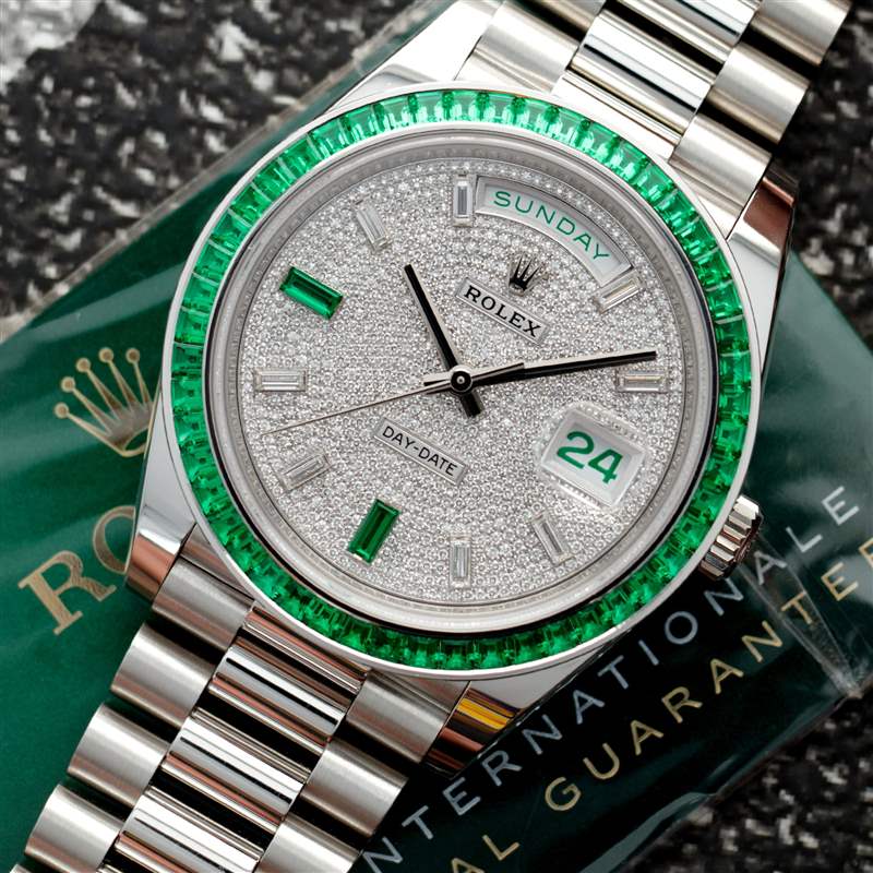 勞力士 Day-Date 40 ref.  228396TEM。