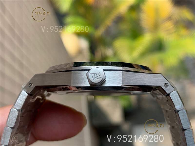ZF廠愛(ài)彼15400皇家橡樹復(fù)刻實(shí)拍做工怎么樣,超薄鋼王-復(fù)刻表