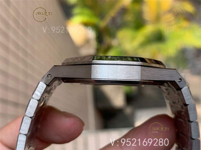 ZF廠愛(ài)彼15400皇家橡樹復(fù)刻實(shí)拍做工怎么樣,超薄鋼王-復(fù)刻表