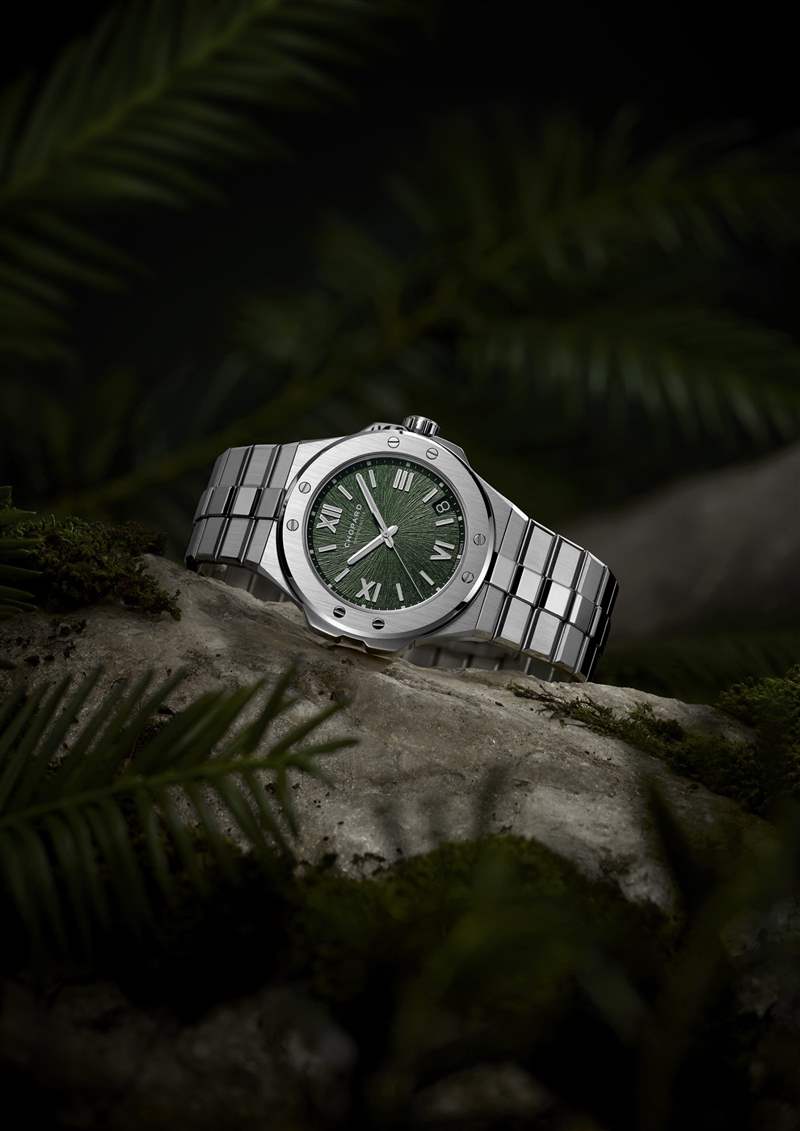 Chopard推出Alpine Eagle系列腕表新作：綠色表盤，33mm女士腕表