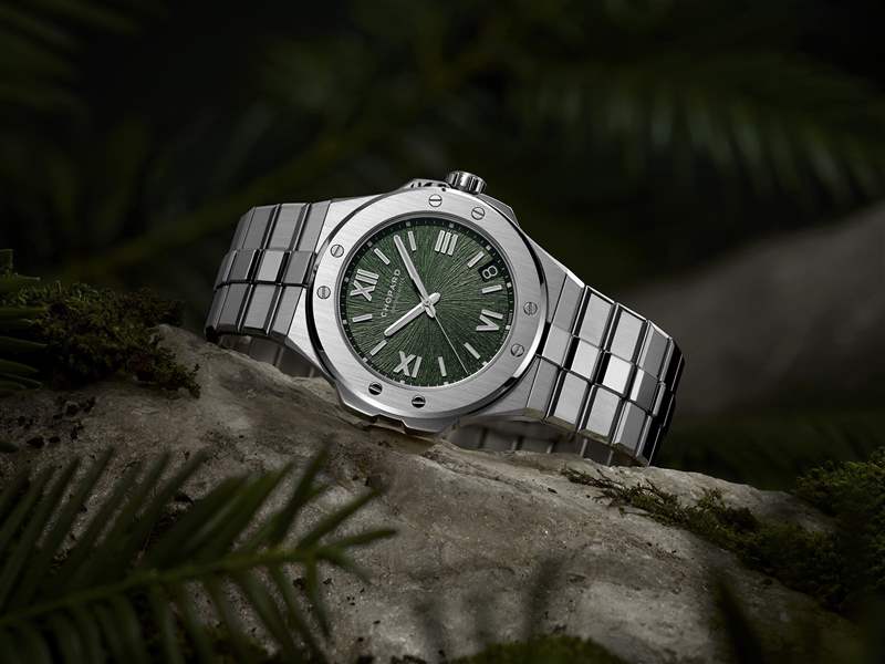 Chopard推出Alpine Eagle系列腕表新作：綠色表盤，33mm女士腕表