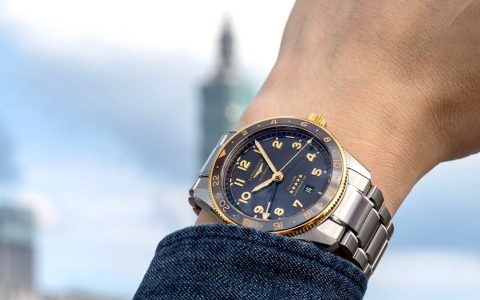 為此地與彼時，都鍍上Golden Hour：浪琴表Spirit Zulu Time，新增18K黃金細節