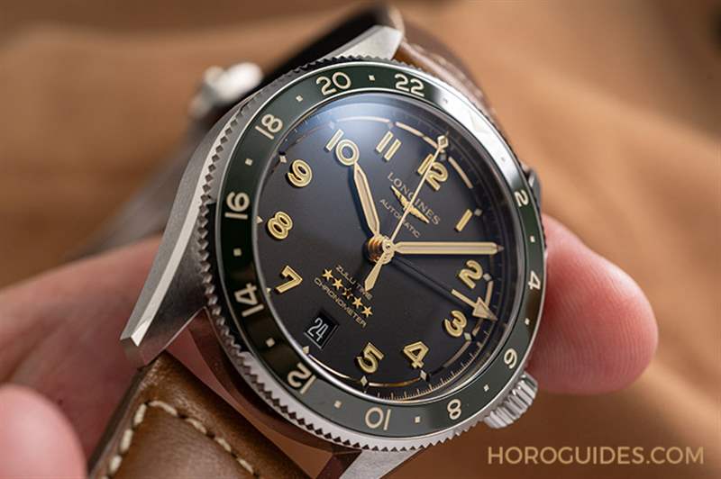 LONGINES - 為此地與彼時(shí)，都鍍上Golden Hour：浪琴表Spirit Zulu Time，新增18K黃金細(xì)節(jié)