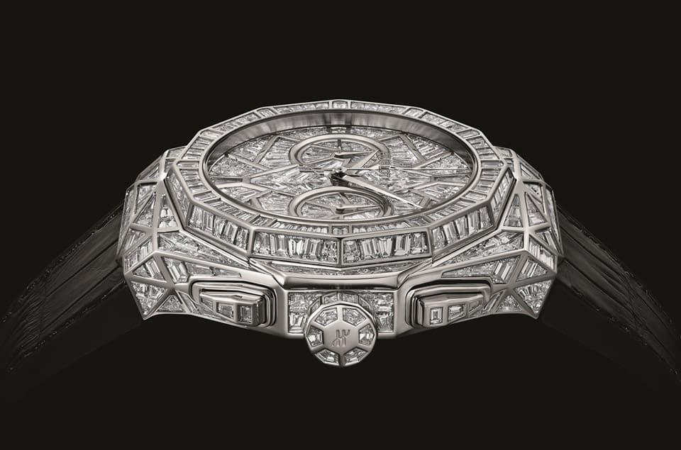 HUBLOT高訂制鉆表盛大來臺(tái)展出總價(jià)上億掀起奢華運(yùn)動(dòng)表風(fēng)潮