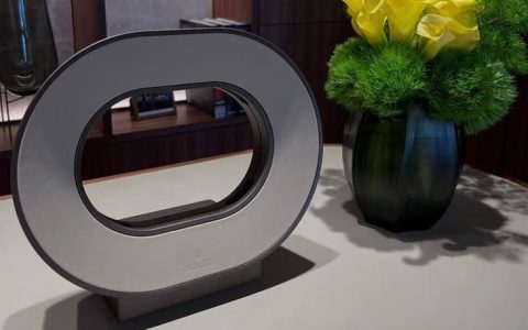 勞力士AD店引入非接觸式手腕測量工具，網友熱議